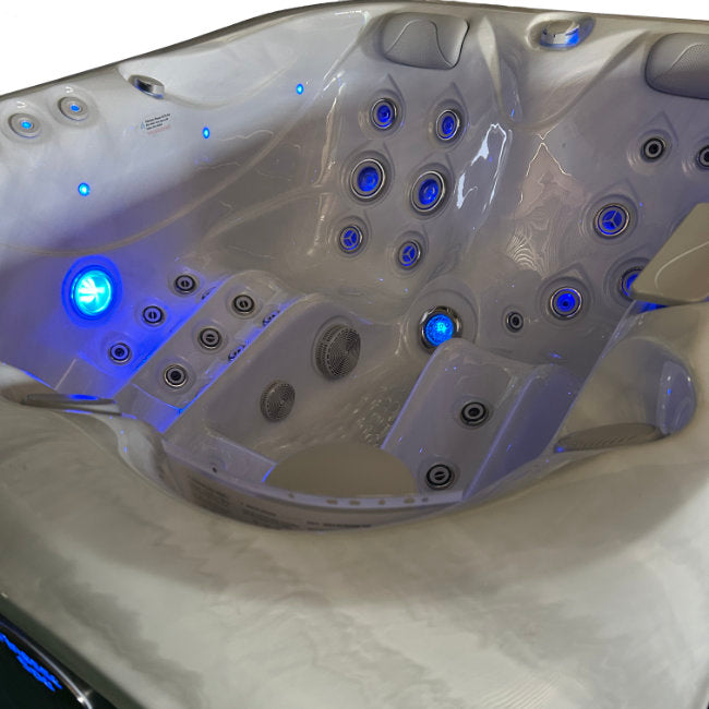 FinesseSpa Azure - 3 persoons Buitenspa - Finesse Wellness BV