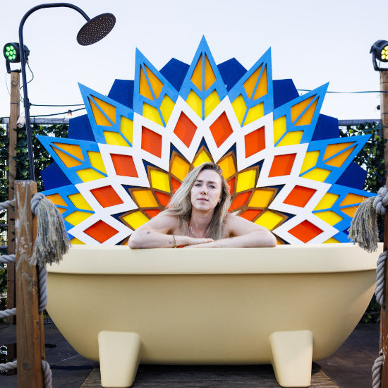 Gardentub Sand Dune: Luxe Buitenbad & IJsbad voor Jaar-rond Tuinplezier - Finesse Wellness BV