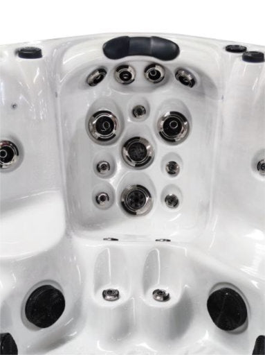 Platinum Spas Colombo V2 - Finesse Wellness BV