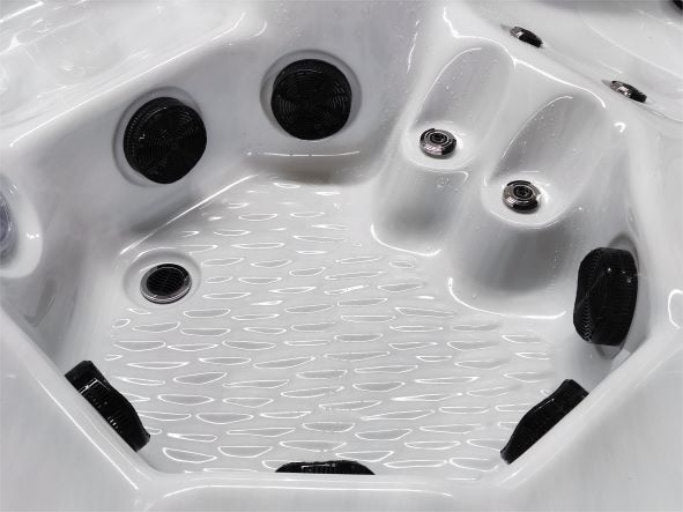 Platinum Spas Kenya (Showmodel) - Finesse Wellness BV