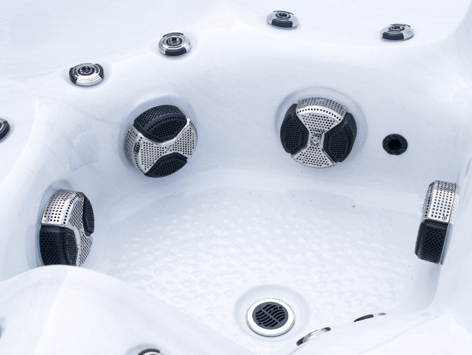 Platinum Spas Kenya (Showmodel) - Finesse Wellness BV