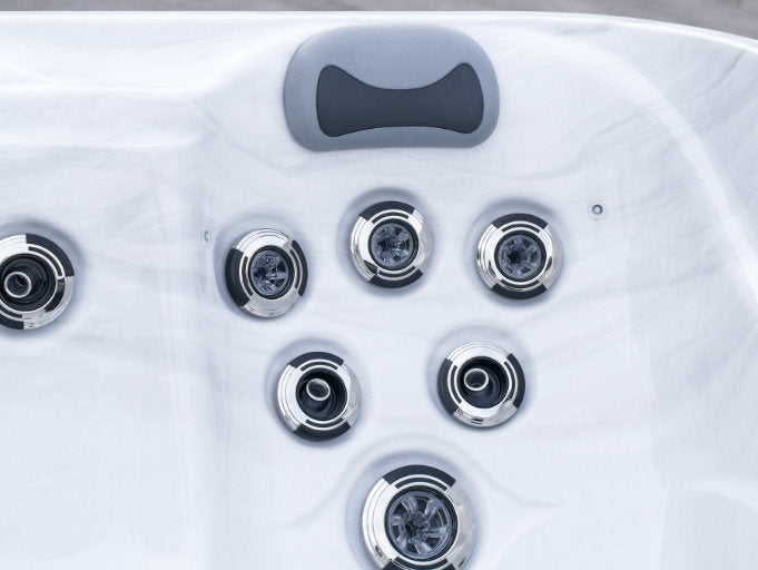 Platinum Spas Kenya (Showmodel) - Finesse Wellness BV