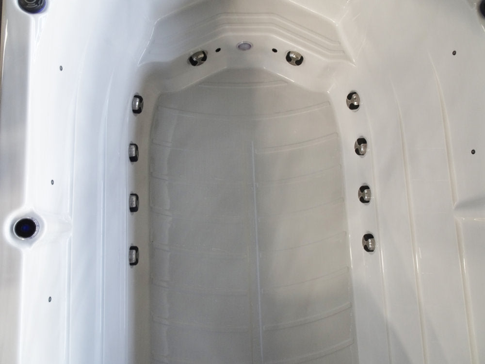 Platinum Spas Eros Zwemspa - Finesse Wellness BV