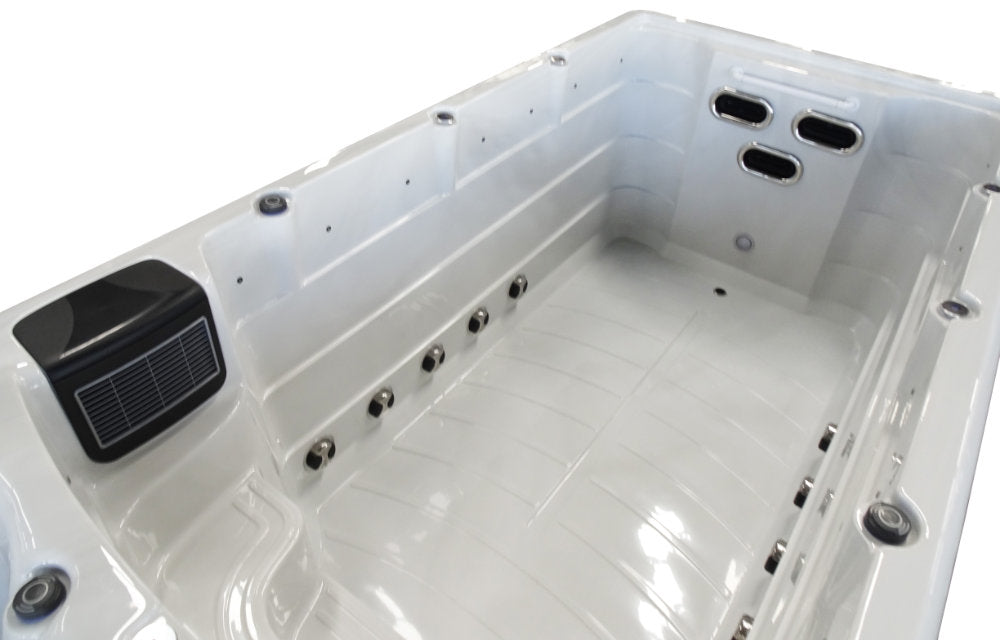 Platinum Spas Helios Zwemspa - Finesse Wellness BV