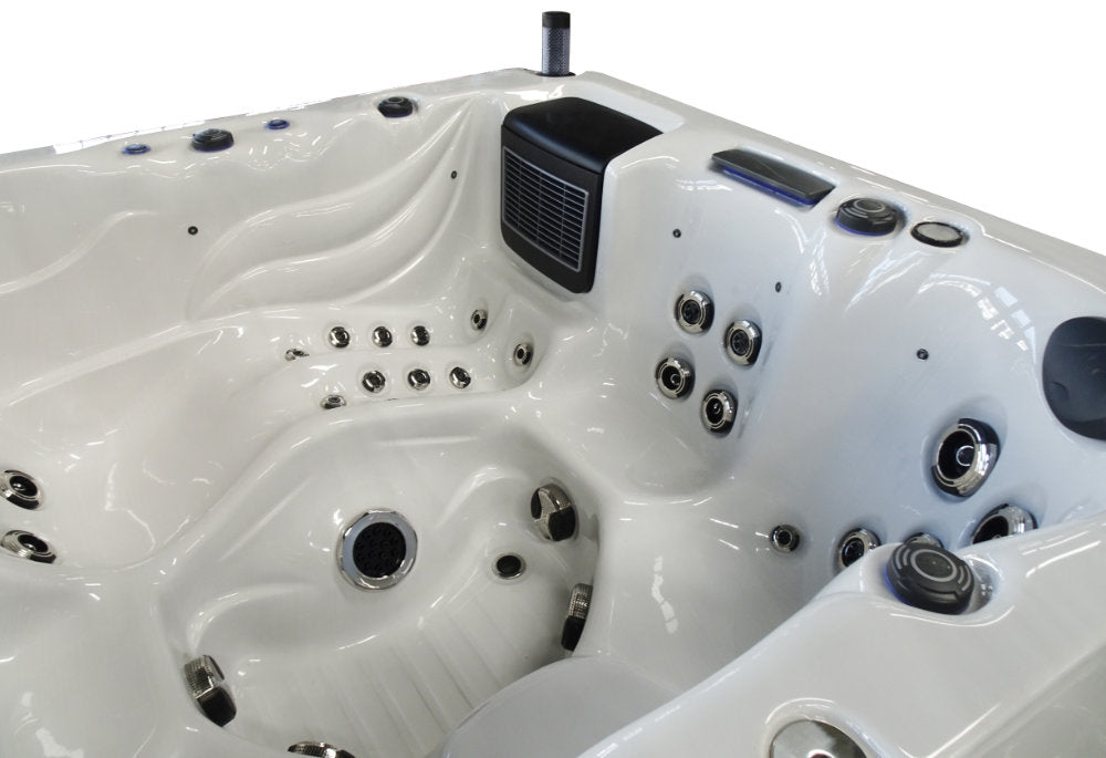 Platinum Spas Helios Zwemspa - Finesse Wellness BV